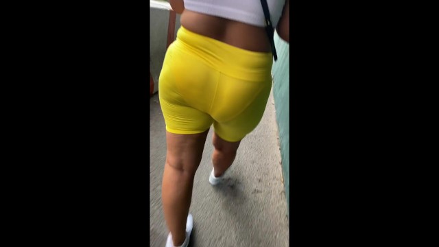 Petunia reccomend wife shopping through yellow shorts