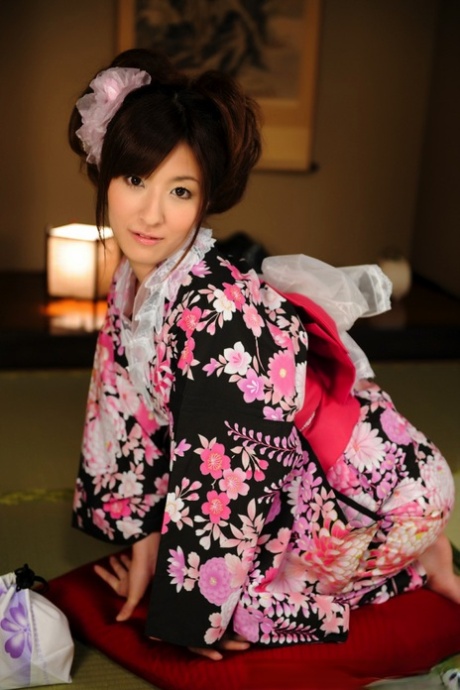 Milf japanese outfit wears kimono