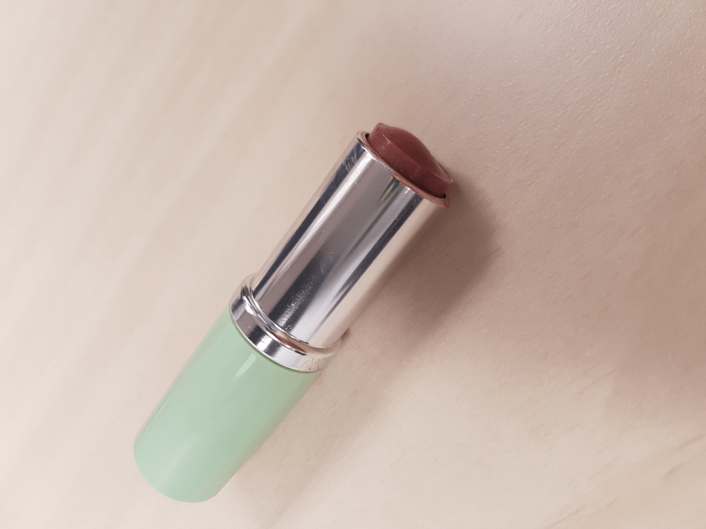 Slap H. reccomend notporn lipstick shiny lipgloss soft